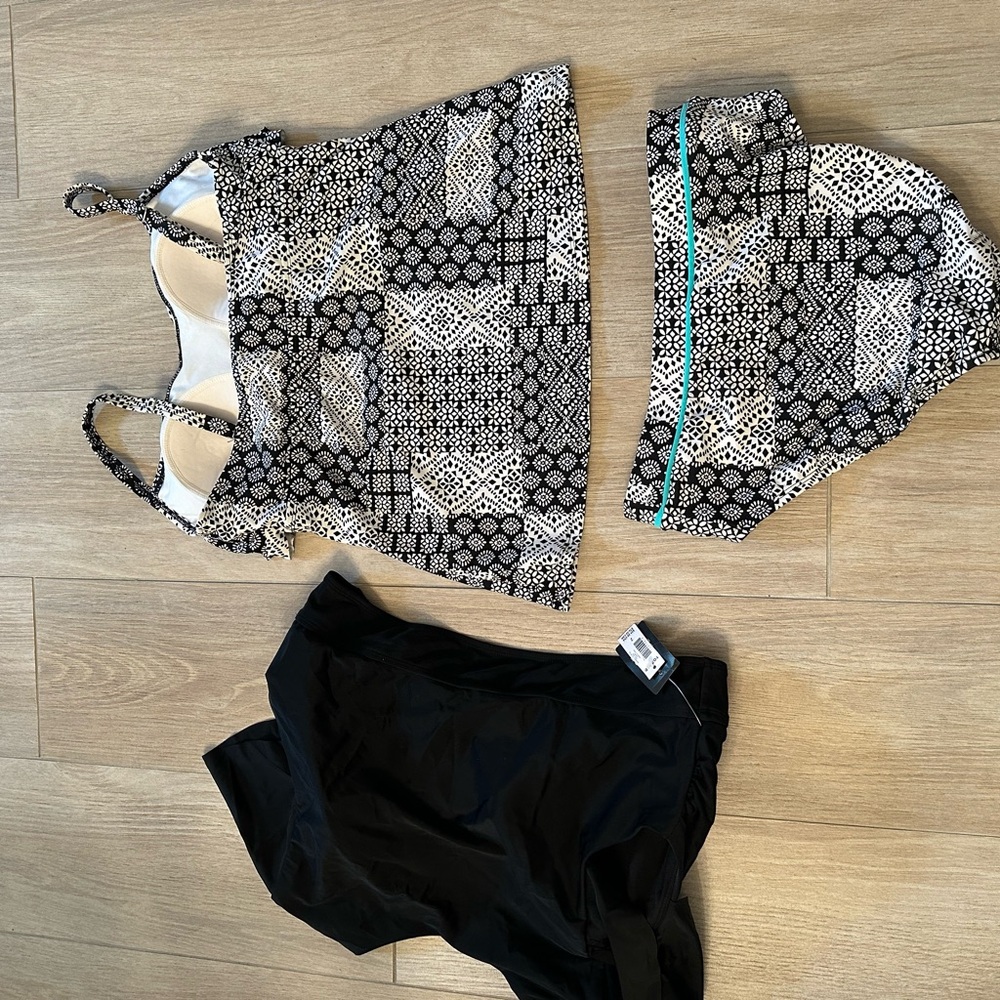 Two piece swimsuit included is black versatile swimsuit top (B)